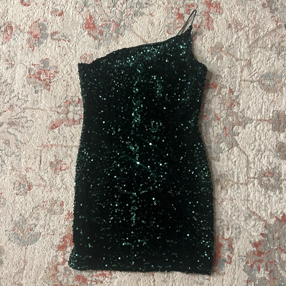 Windsor Green Sparkle One Shoulder Dress
